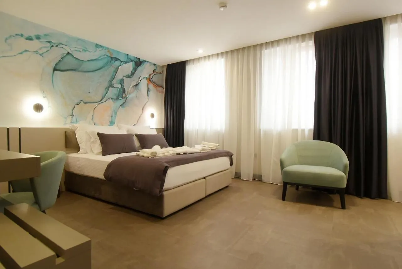 Grandeur Apartments Pula 0*,